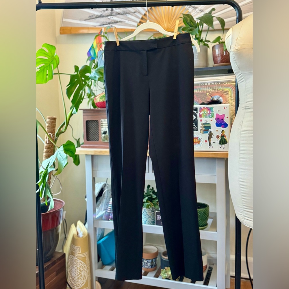 Black Straight Leg Pants- Office Wear - Size: 4 - Brand: Jones New York